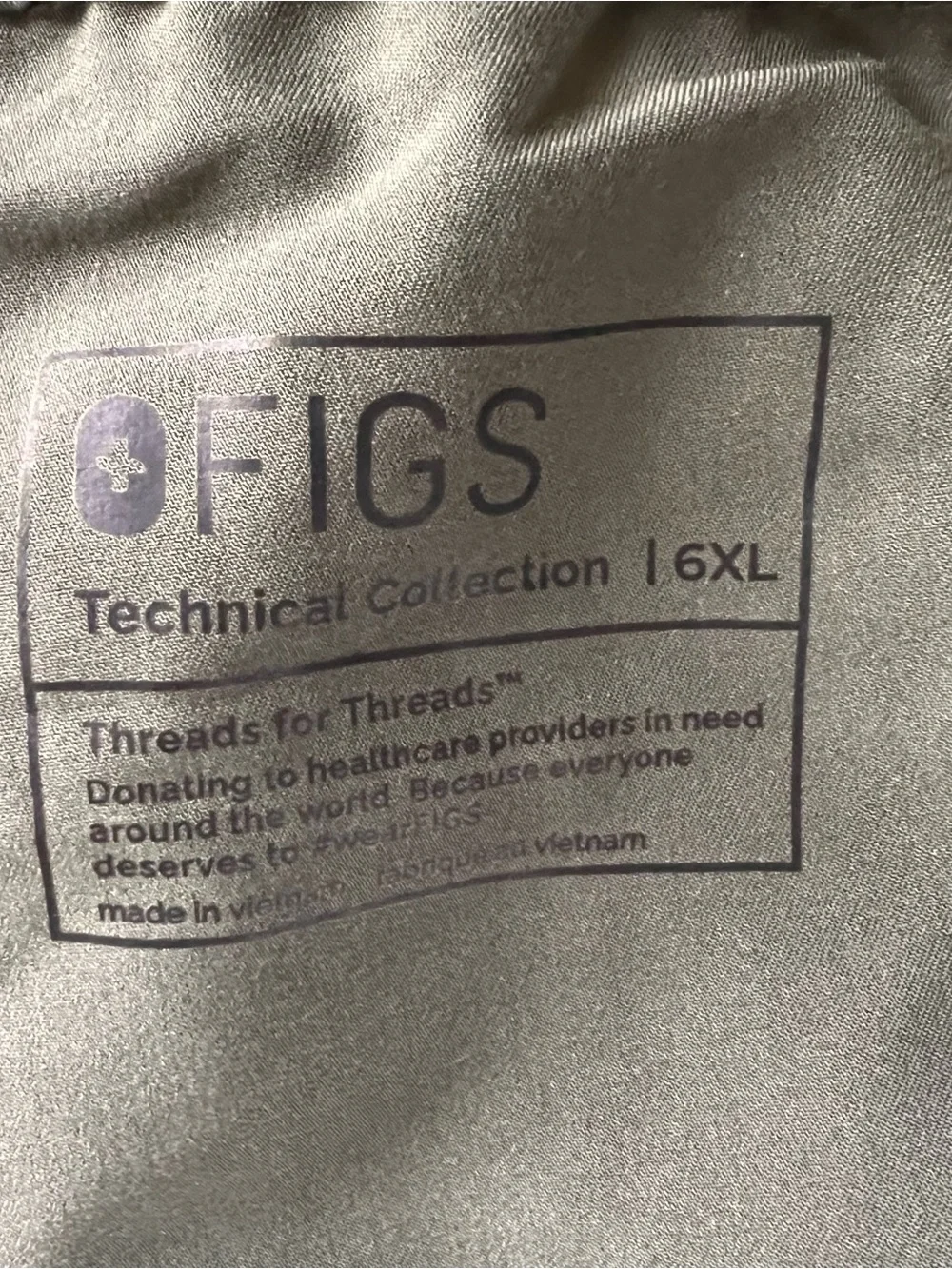 FIGS Men’s Cairo Cargo Scrub Pants 6XL Olive Green Technical Collection NWT